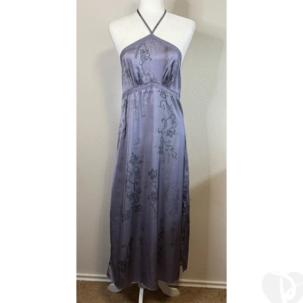 Elegant Purple Maxi Dress - Picture 2 of 14